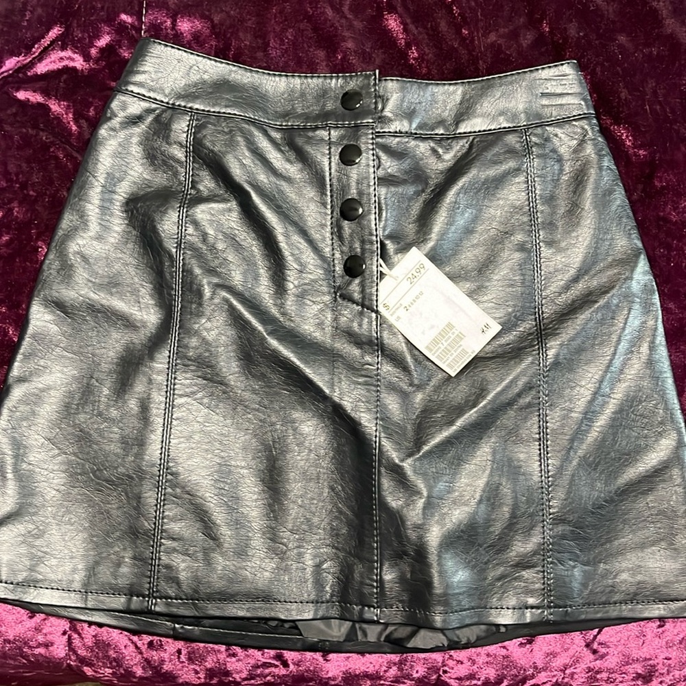 H&M Divided faux leather mini skirt
